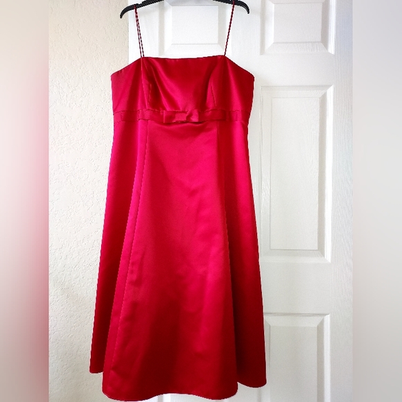 David's Bridal Wear Candy Apple Red Tea Length Formal Size 18 - Picture 1 of 7